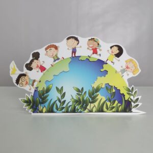 Neşeli Dünya Çocukları Ayaklı Maket Pano Dekor - Süs