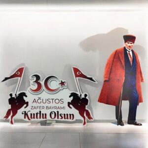 30 Ağustos Atatürk Ayaklı Maket Pano Seti